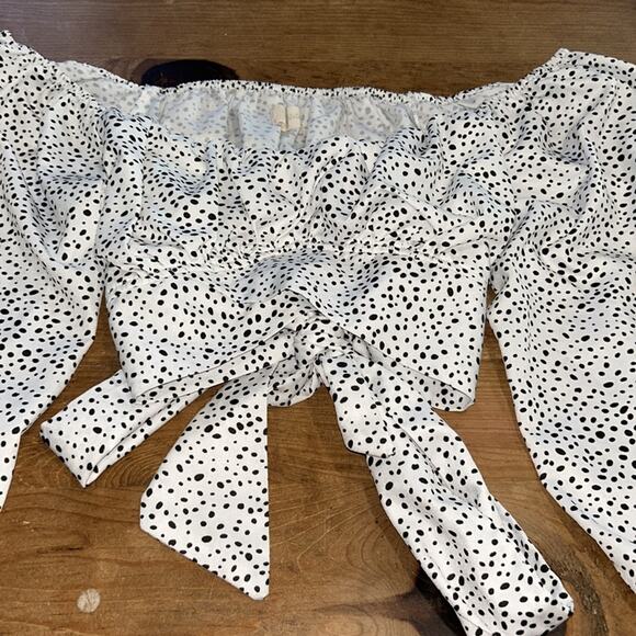 Altar'd State White and Black Polka Dot Crop Top With Tie Back Size XSmall - Picture 5 of 9
